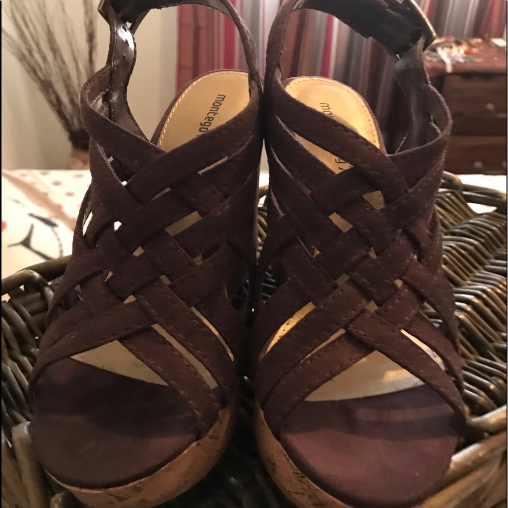 Deep purple wedge heel, worn twice